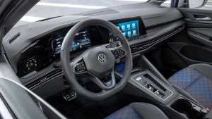Volkswagen Golf R Estate - cabin