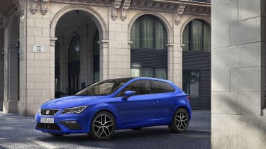 New SEAT Leon 2017 facelift blue