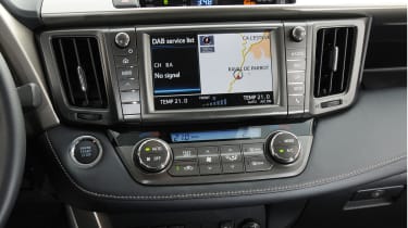 Toyota RAV4 centre console