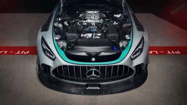 Mercedes-AMG GT2 Edition W16 - engine