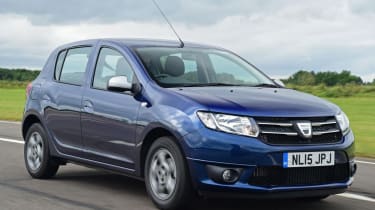Dacia Sandero - front