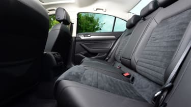Volkswagen Passat - rear seats