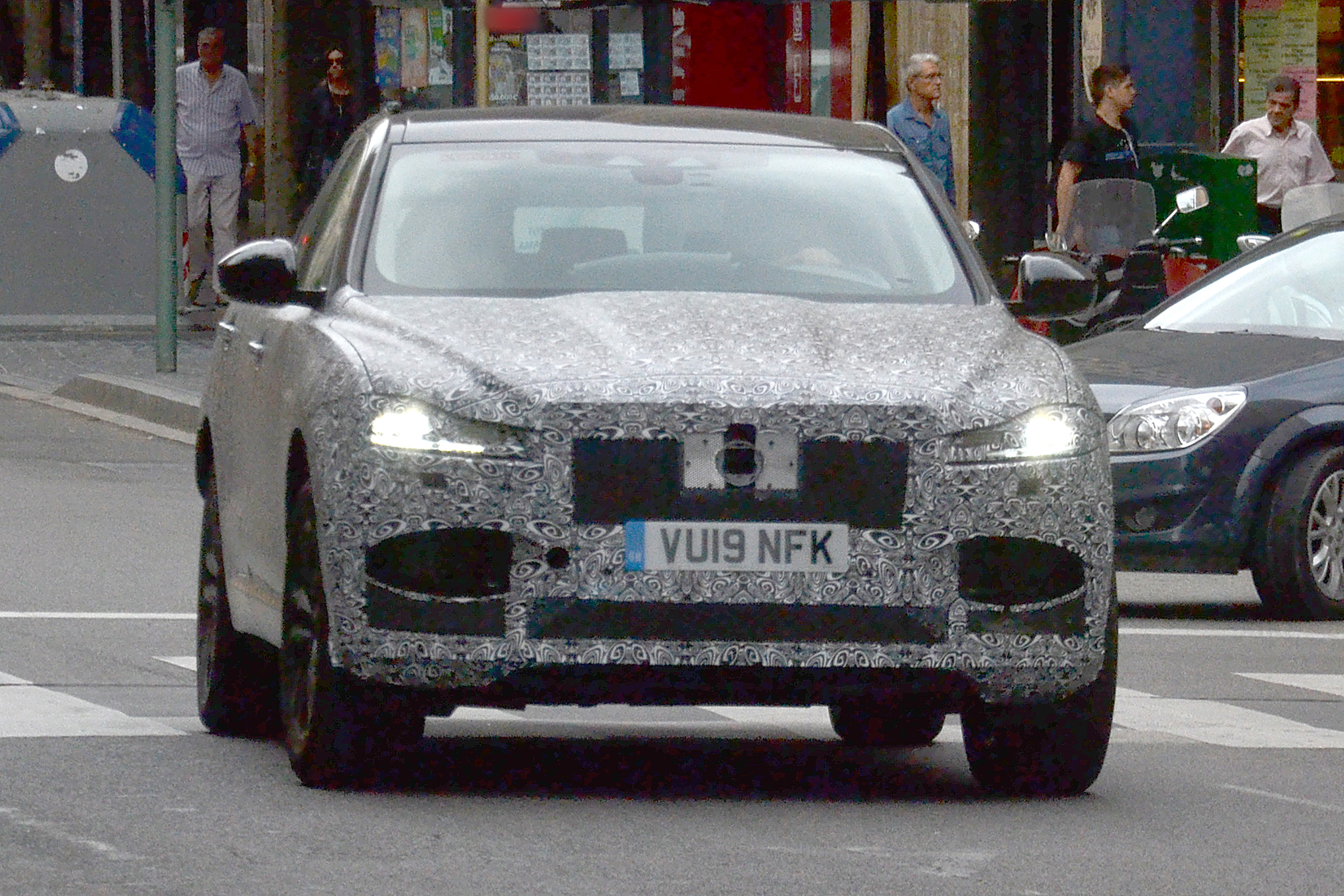 Facelifted 2020 Jaguar F-Pace spied  Auto Express