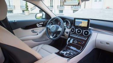 Mercedes C300 BlueTEC Hybrid inside