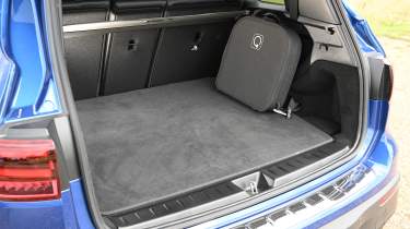 Mercedes EQB 250+ Urban Edition - boot