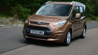 Ford Tourneo Connect front tracking