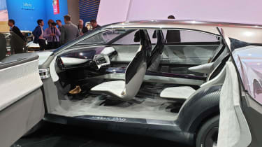 Nissan IMQ concept - Geneva seats
