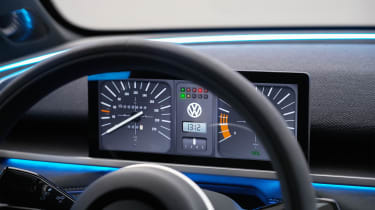 VW ID2all concept - retro dials