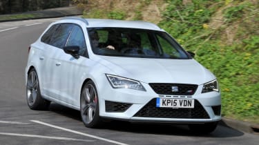 SEAT Leon Cupra ST - front cornering