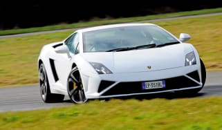 Lamborghini Gallardo LP560-4 front cornering