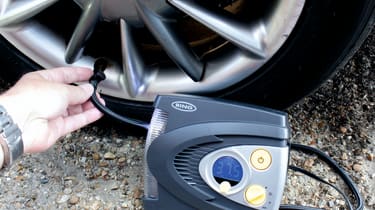 best 12v tyre inflator