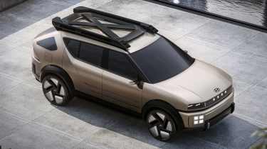 Hyundai Initium concept - front overhead