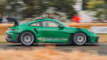 Porsche 911 GT3 RS panning side