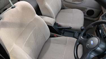 Ford Sierra - seats