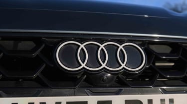 Audi A5 Avant - grille Audi logo