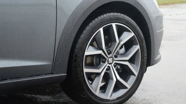 SEAT Leon X-Perience - wheel