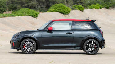 MINI John Cooper Works hatchback - side static