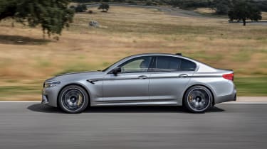 BMW M5 Competition - side action
