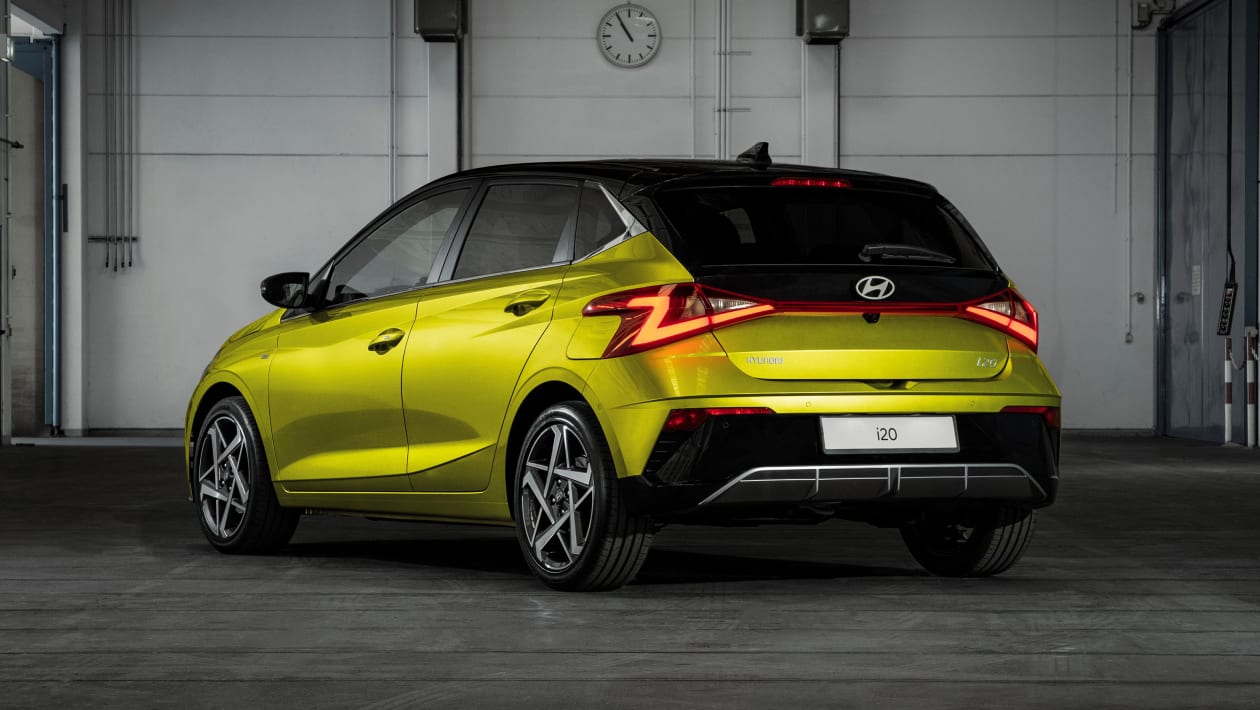 2023%20Hyundai%20i20%20facelift-2.jpg