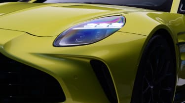 Aston Martin Vantage facelift - front light