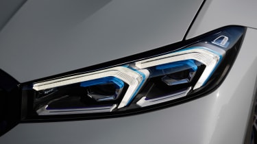 BMW 3 Series - front light