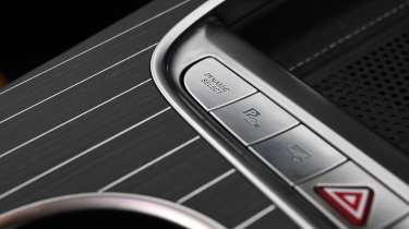 Mercedes GLC 2026 - centre console