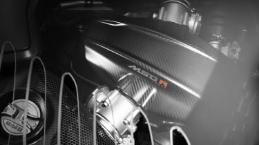 McLaren MSO R Coupe engine