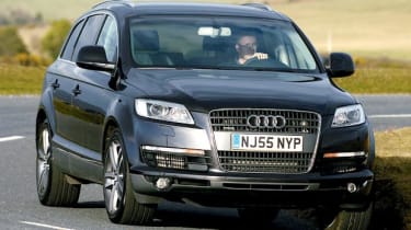 Front view of Audi Q7