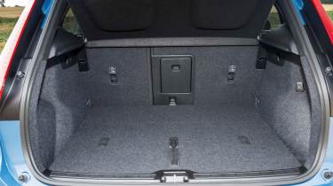 Volvo XC40 - boot