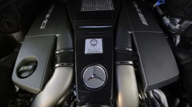 Mercedes ML63 AMG engine