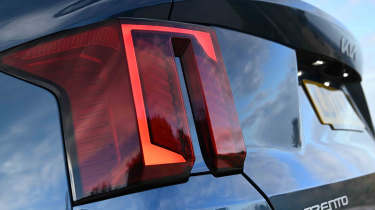 Kia Sorento - tail light