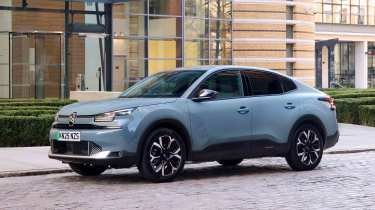 Citroen e-C4 X - front static