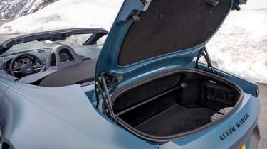 Aston Martin Vantage Roadster - boot side