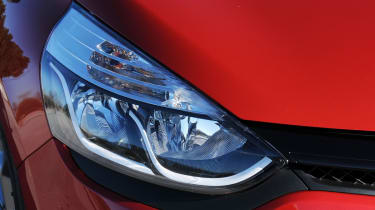 Clio Renaultsport headlight