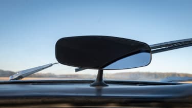 Volvo P1800 - rear-view mirror