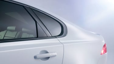 Jaguar XF S - rear door