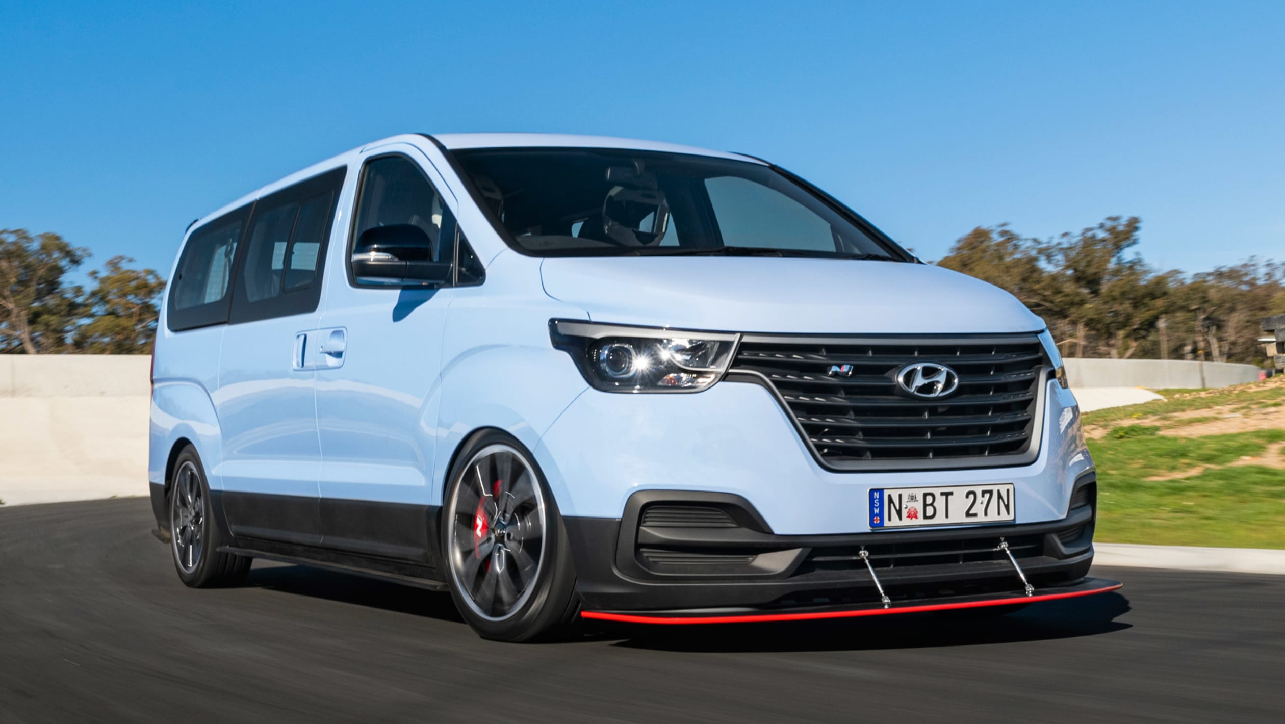 Hyundai i800 N Drift Bus - pictures | Auto Express