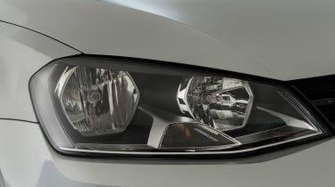 Volkswagen Golf Mk7 (used) - front light