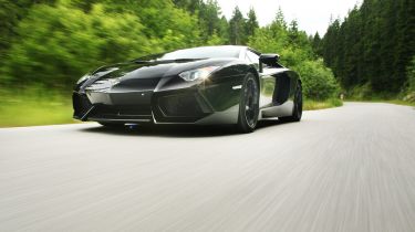 Lamborghini Aventador front tracking