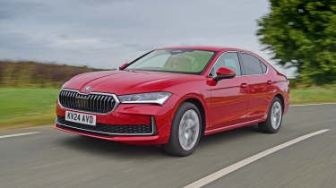 Skoda Superb SE L 2.0 TDI 150PS - front action