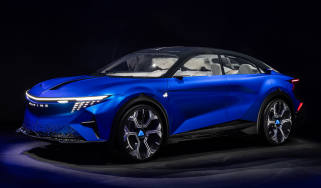 Alpine A390_β concept - front