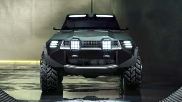 Aston Martin Dreadnought - front end