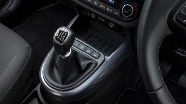 Hyundai i10 - manual