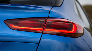 Kia XCeed - tail light