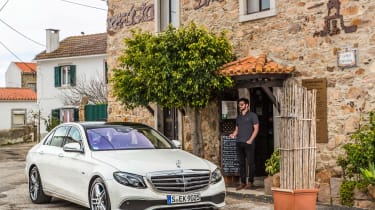 Mercedes E 350 e 2016 - front three quarter