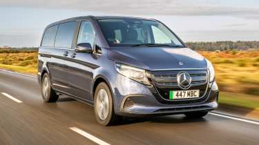 Mercedes EQV - front tracking