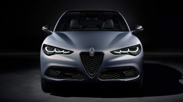 Alfa Romeo Stelvio facelift - full front