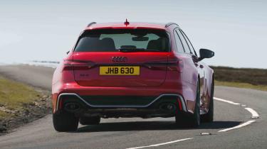 Audi RS 6 Avant - rear corner left