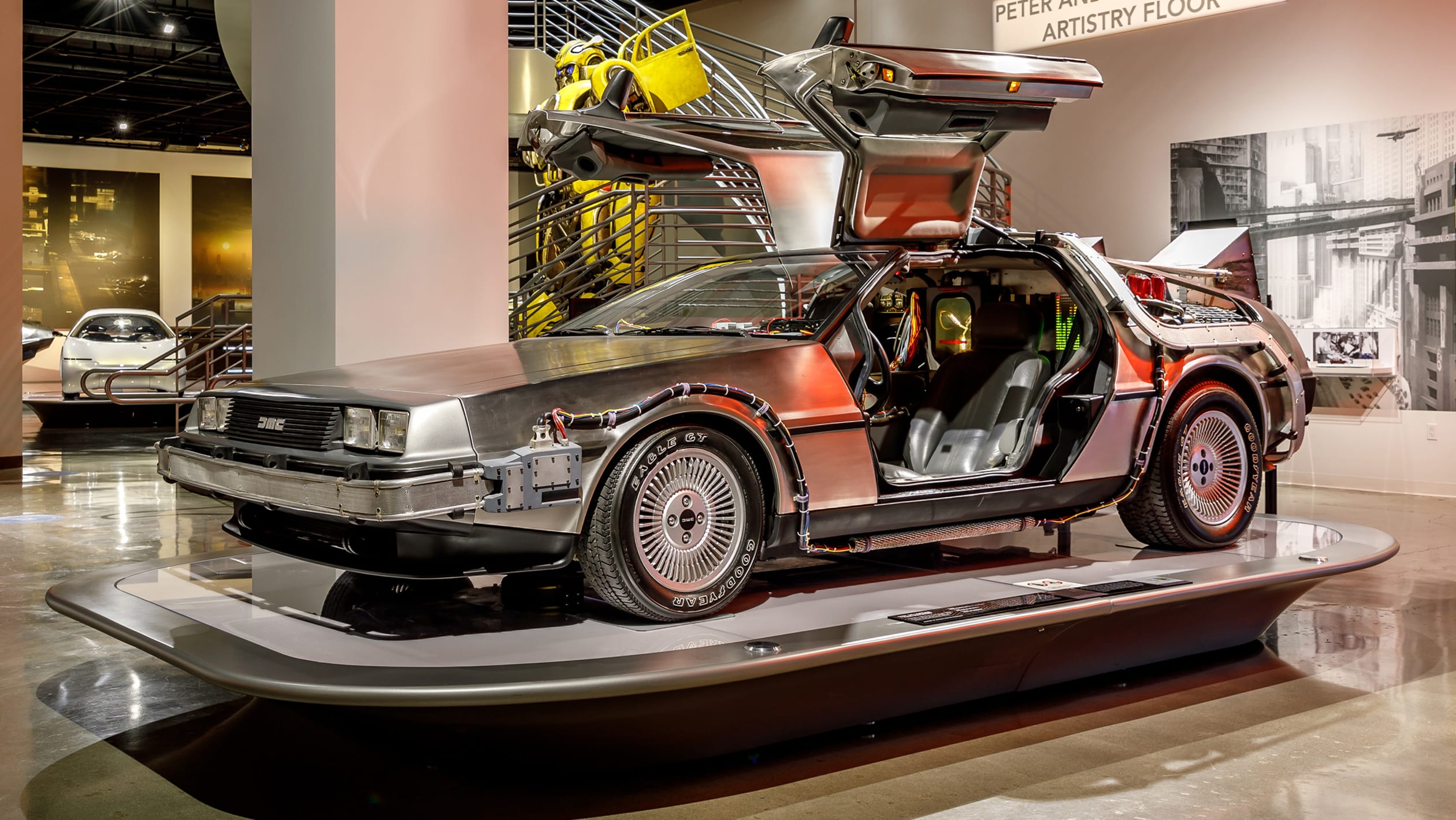 Hollywood’s greatest sci-fi movie cars take centre stage - pictures ...