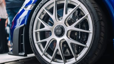 Porsche 718 Spyder RS magnesium wheel